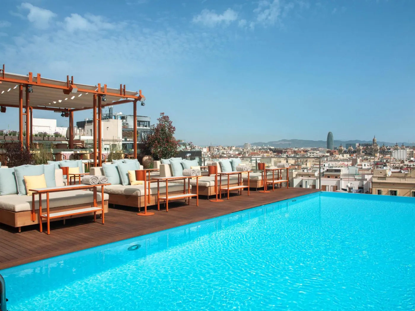 Grand Hotel Central Infinity Pool Rooftop 